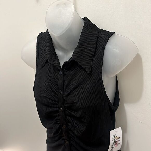 Roommates Ruched Collared Black Button Up Tank Top Shirt Blouse Large L NWT - Picture 2 of 8